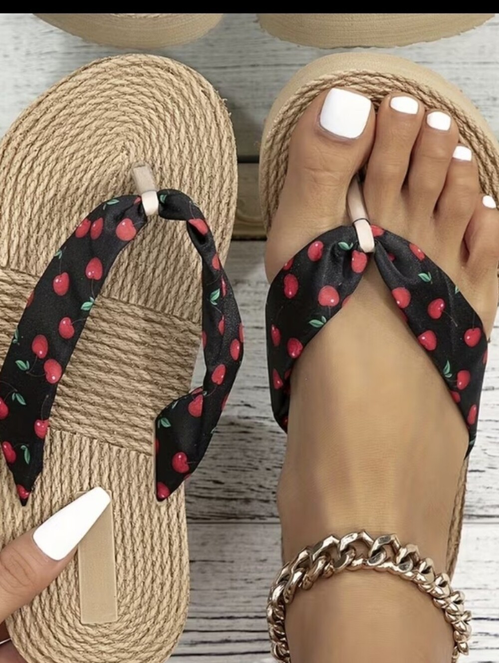 Cherry Print Platform Flip Flop Sandals | Size 8.5 | Cottagecore Summer